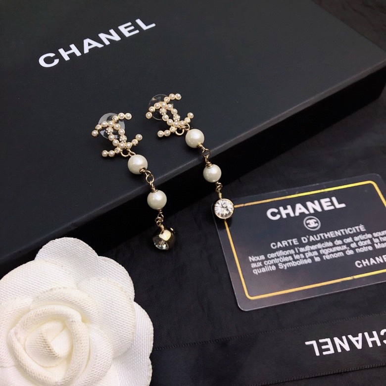Ch**el earrings